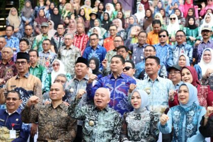 Bupati Andi Rudi Latif Dorong Pesta Pantai Mappanre Ri Tasi’e ke Panggung Nasional