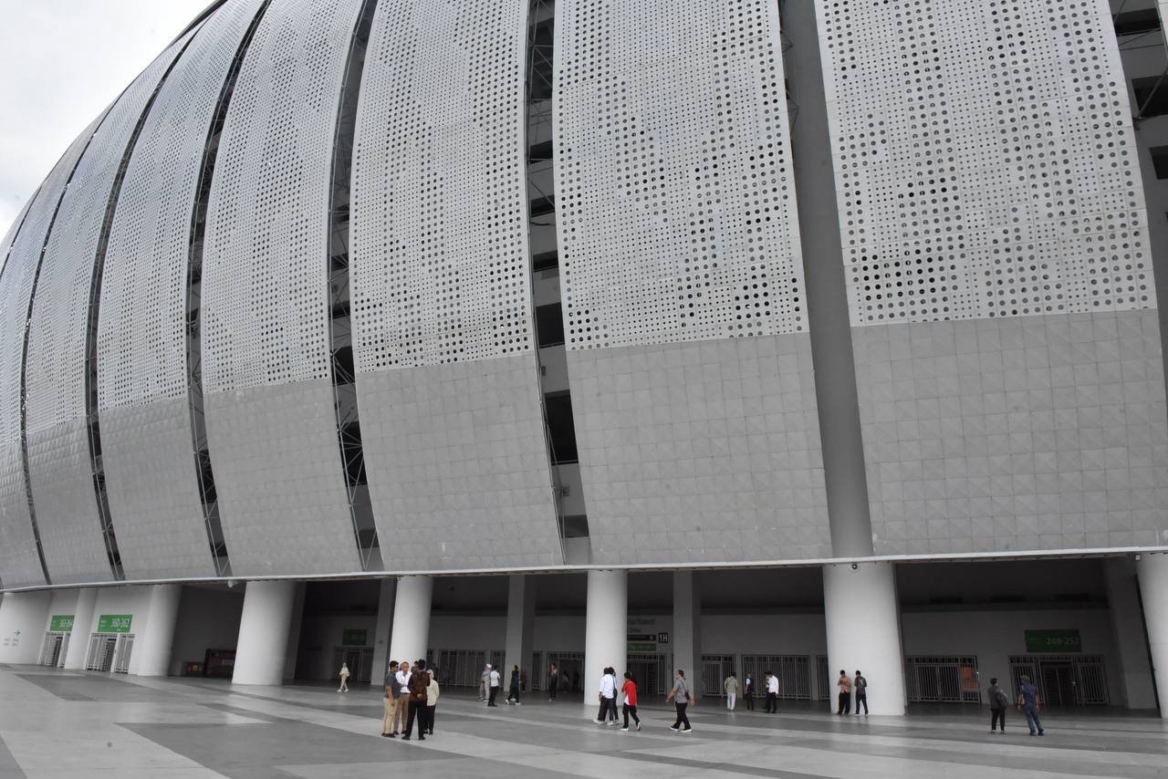 Dalami Pengelolaan Stadion Modern, PUPR Kalsel Kunjungi Jakarta International Stadium