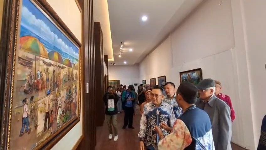 Misbach Tamrin Pamerkan Perjalanan Hidup 84 Tahun Lewat 21 Karya Lukisan