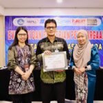 Kebun Raya Banua Raih Penghargaan Pengutamaan Bahasa Negara dari Balai Bahasa Kalsel