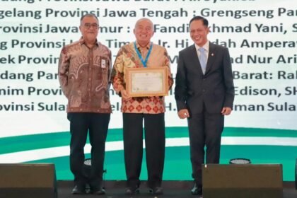 Gubernur Kalsel Raih Penghargaan Pembina Program Kampung Iklim Tahun 2025