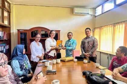 Dinsos Kalsel Studi Komparasi Penanganan dan Penanggulangan HIV/AIDS