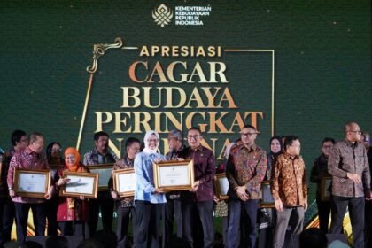 Komitmen Lestarikan Cagar Budaya, Pemprov Kalsel Terima Apresiasi Cagar Budaya Nasional dari Kementerian Kebudayaan RI