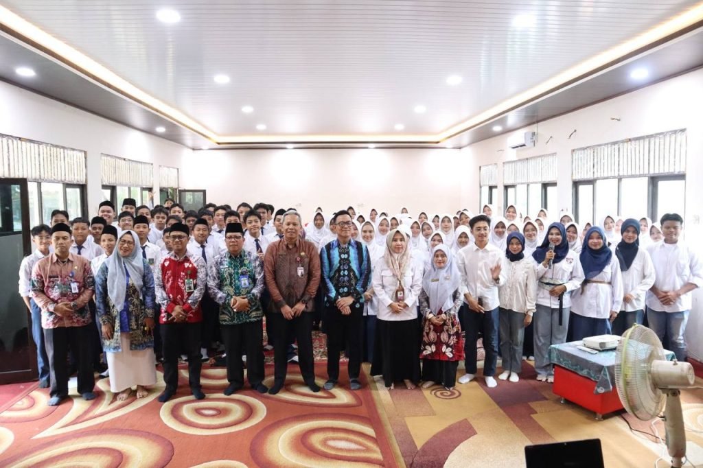 Kolaborasi Program Strategis Kemendukbangga/BKKBN Hadirkan Layanan Keluarga Terpadu di Tanah Laut