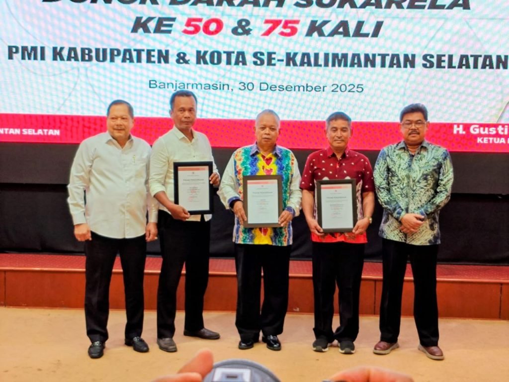 Gubernur Kalsel Apresiasi Relawan Donor Darah Sukarela, 455 Pendonor Terima Penghargaan