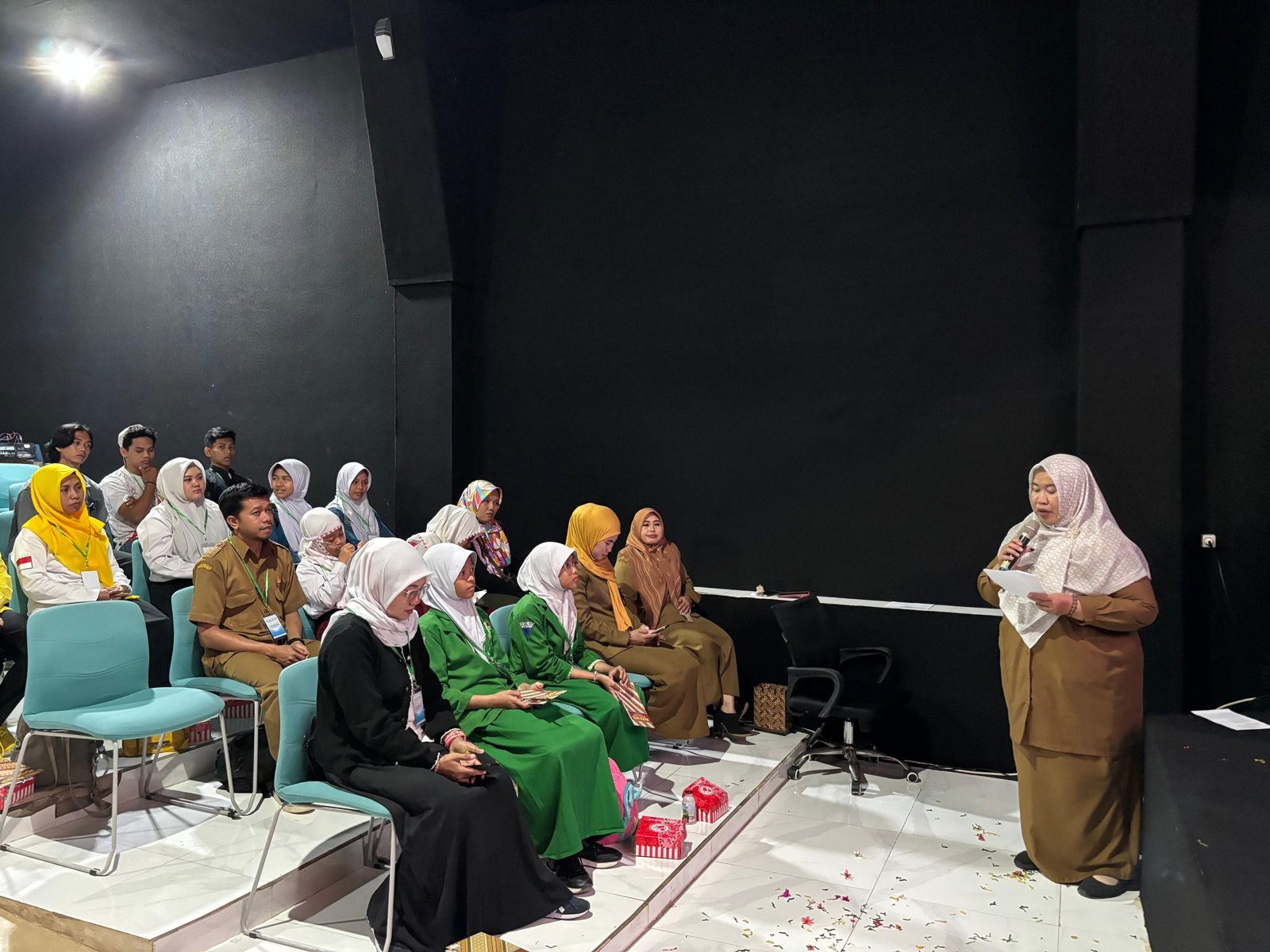 Tanah Bumbu Gelar Workshop Gerak Dasar Tari Kalsel untuk Generasi Muda