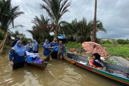 Pemprov Kalsel Teruskan Aksi Kemanusiaan Bagi Korban Banjir Kabupaten Banjar