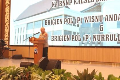 Kapolda Kalsel Pimpin Tradisi Pedang Pora Purna Tugas KABNNP dan KABINDA