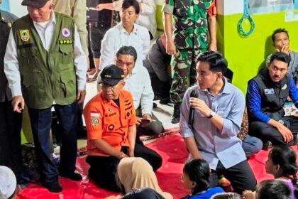 Gubernur Kalsel H. Muhidin Tegaskan Bantuan Banjir Diberikan Berdasarkan Data Lengkap dan Kondisi Terdampak
