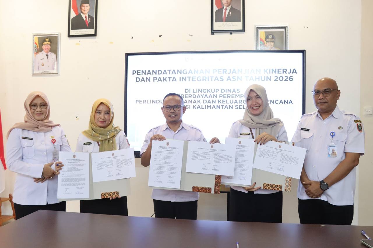 Komitmen Tingkatkan Kinerja, DPPPAKB Kalsel Lakukan Penandatanganan Perjanjian Kinerja dan Pakta Integritas Tahun 2026