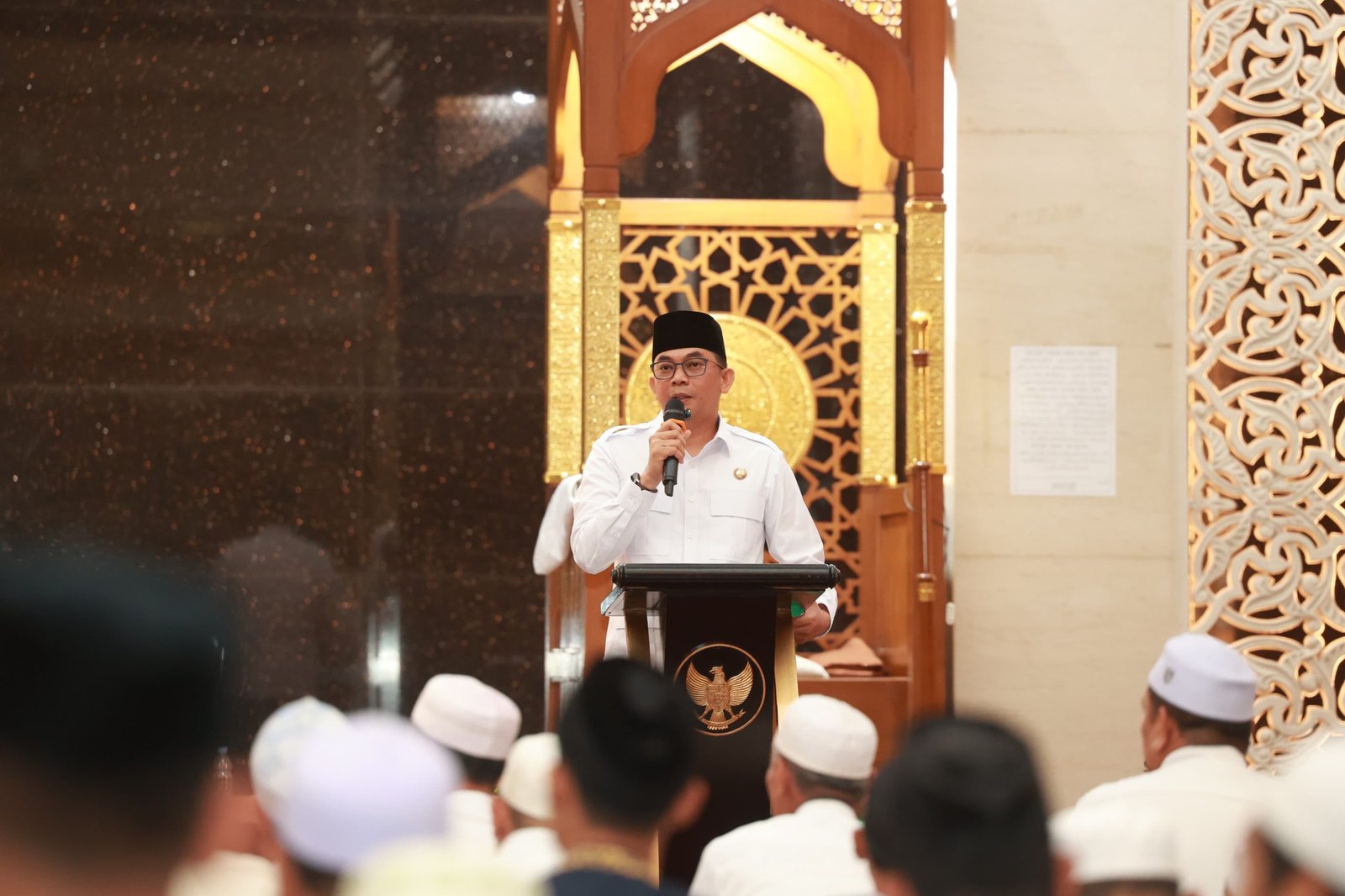 Bupati Andi Rudi Latif : Isra Mi’raj sebagai Momentum Memperkuat Ukhuwah dan Spiritualitas Umat