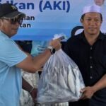 Dislautkan Kalsel Salurkan Bantuan Bahan Pangan Kepada Warga Desa Paku AlamĀ