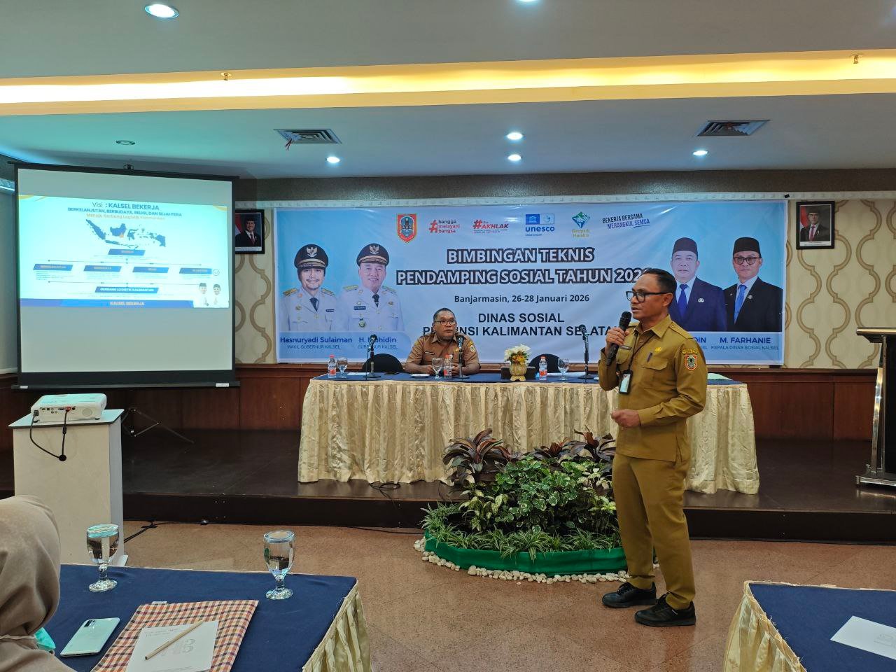 Dinsos Kalsel Gelar Bimtek Pendamping Sosial RST, UEP-P, PPSE dan Sembako se-Kalsel