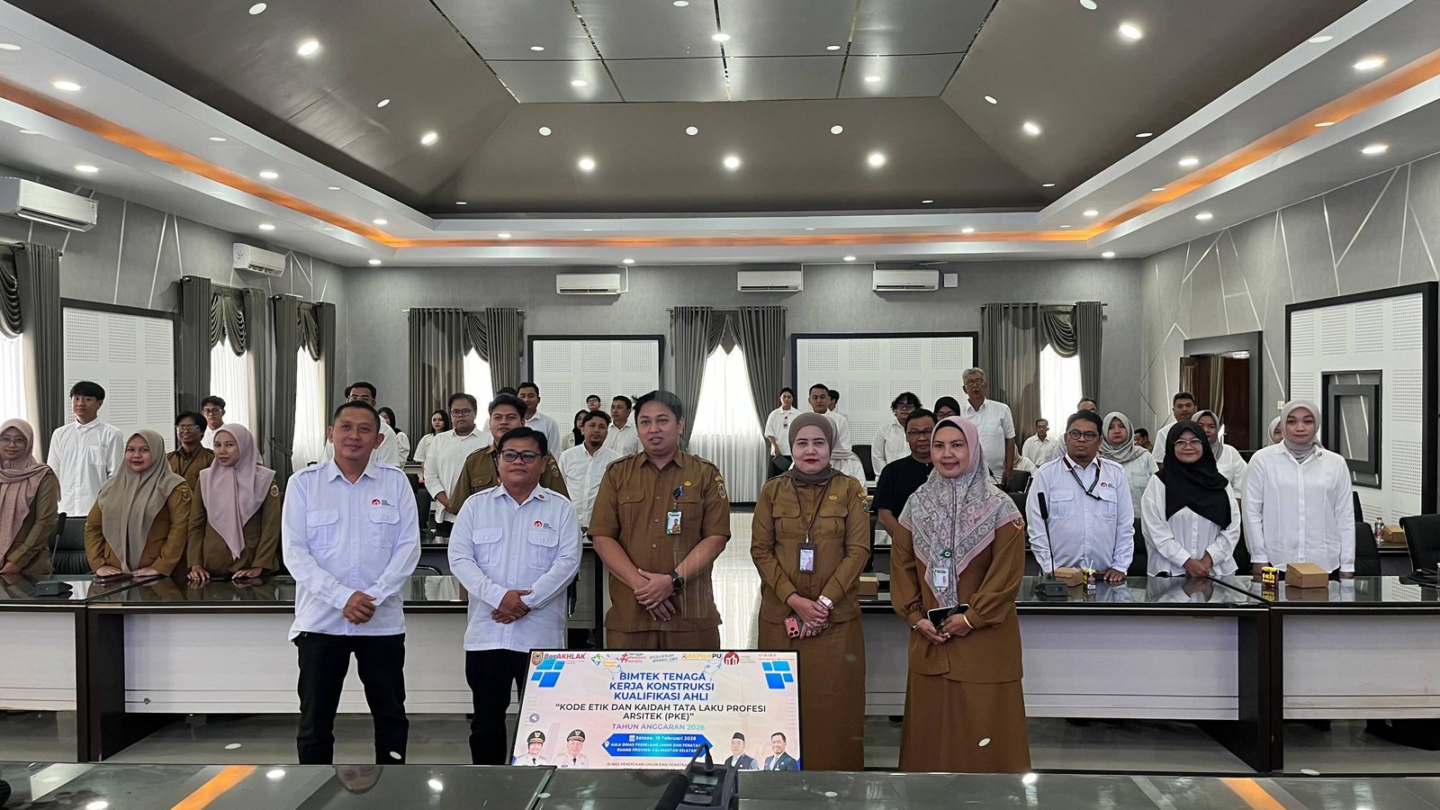 Pemprov Kalsel Perkuat SDM Konstruksi melalui Bimtek Kode Etik Profesi Arsitek 2026