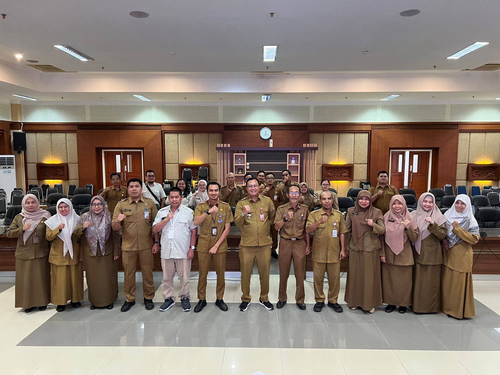 Biro Perekonomian Kalsel Sinkronkan Kebijakan Remunerasi dan Evaluasi Kinerja 14 UPTD BLUD Tahun 2025