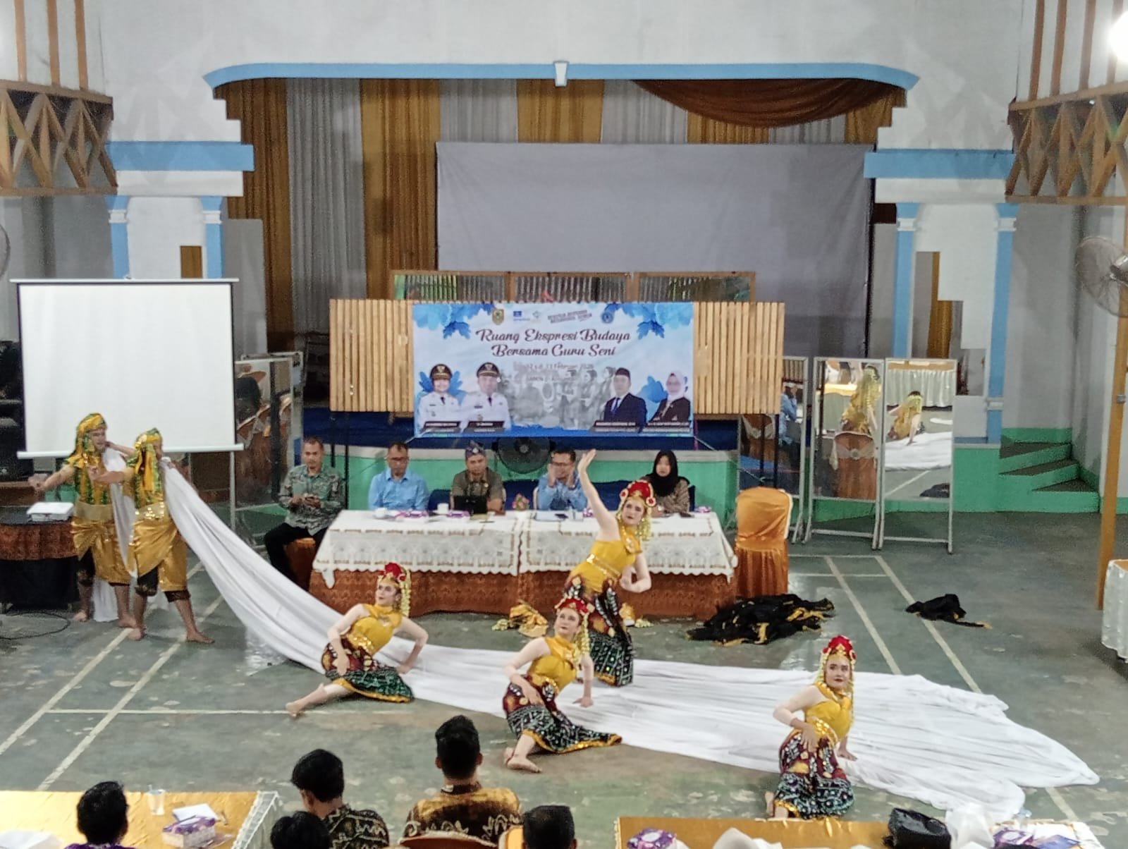 Perkuat Pelestarian Budaya, Disdikbud Kalsel Gelar Ruang Ekspresi Bersama Guru Seni di HSU