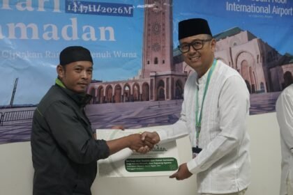 PT Angkasa Pura Indonesia Kantor Cabang Bandar Udara Internasional Syamsudin Noor Salurkan Bantuan TJSL Safari Ramadan kepada Masyarakat dan Komunitas Bandara