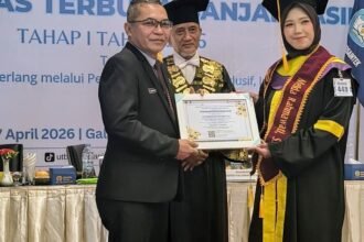 Wisuda UT Jadi Momentum Cetak SDM Unggul, Pemprov Kalsel Dorong Lulusan Jadi Agen Perubahan