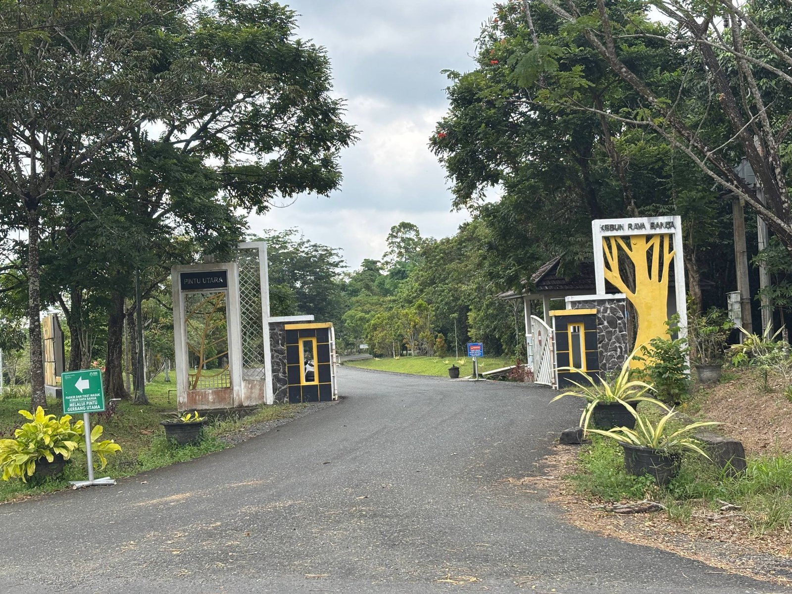 Mulai 1 April, Pintu Masuk Kebun Raya Banua Berpindah ke Gerbang Utara