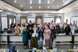 DWP PUPR Kalsel Gelar Pertemuan Rutin, Perempuan Diajak Berdaya Lewat Kerajinan Chunky Bag