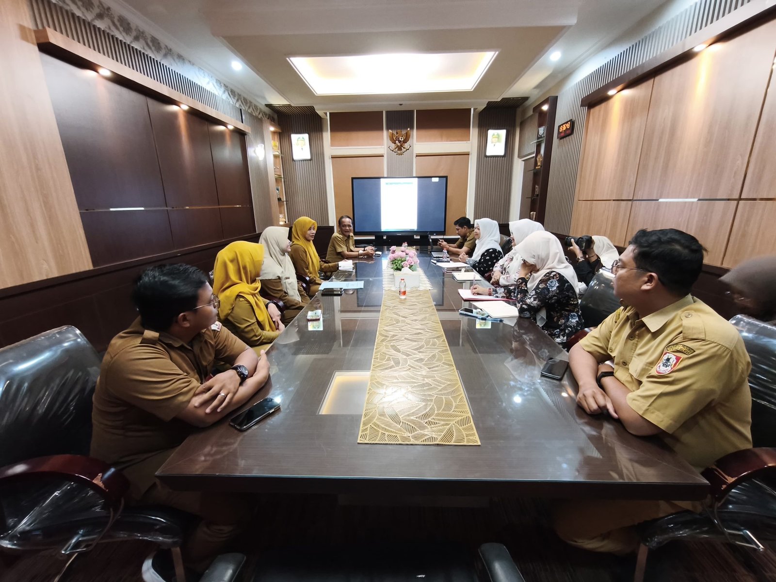 Diskominfo Kalsel Terima Studi Banding Batola Terkait Pemenuhan Indeks KPIP 2027