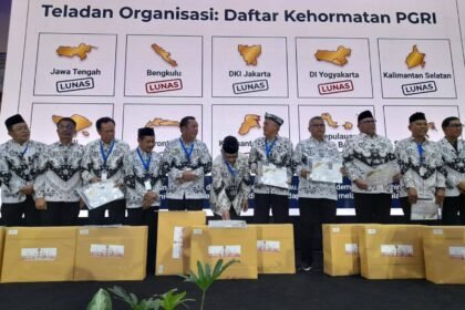 PGRI Kalsel Raih Penghargaan Nasional Tata Kelola Keuangan pada Konkernas II 2026