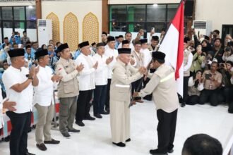 Gubernur Kalsel Lepas Kloter Pertama Jemaah Haji, Ingatkan Jaga Kesehatan di Tanah Suci