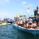 Ribuan Wisatawan Padati Puncak Pesona Budaya Mappanre Ri Tasi’e 2026 di Tanah Bumbu, Ekonomi Lokal Ikut Bergeliat