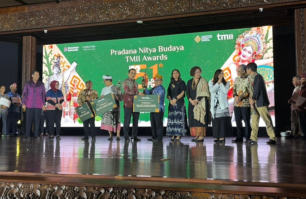 Anjungan Kalsel Raih Terbaik I TMII Award 2026 pada HUT ke-51 TMII
