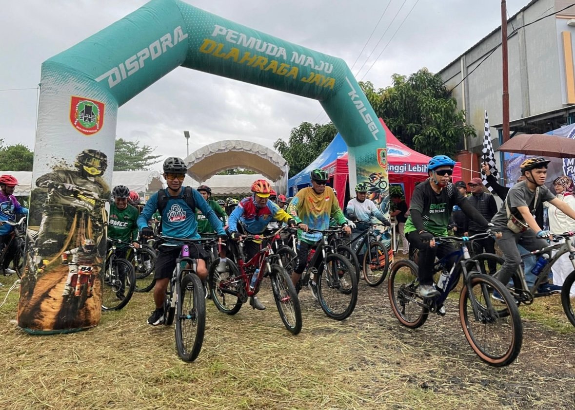 Goweser Banua Antusias Ikuti MTB Fun Enduro Dispora Kalsel