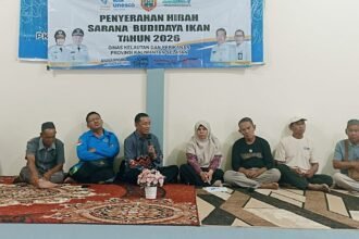 Dislautkan Kalsel Serahkan Bantuan Sarana Budidaya Udang Windu untuk Dukung Program Shrimp Estate