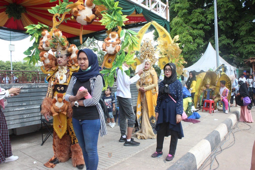 [Foto] Persiapan Fashion Show