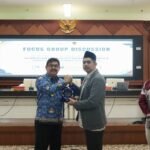 Pemprov Kalsel dan Komdigi Rumuskan Solusi Digital untuk Permasalahan Metropolitan Banjarbakula Melalui FGD Smart City