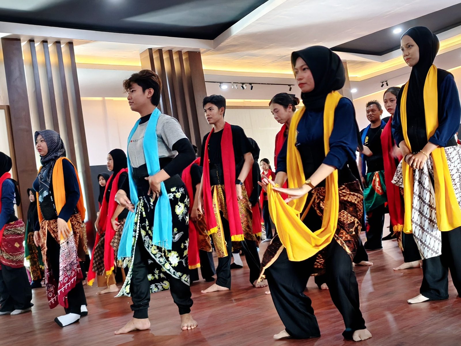 Lokakarya Tari Topeng Srikandi Jadi Upaya Taman Budaya Kalsel Revitalisasi Topeng Banjar