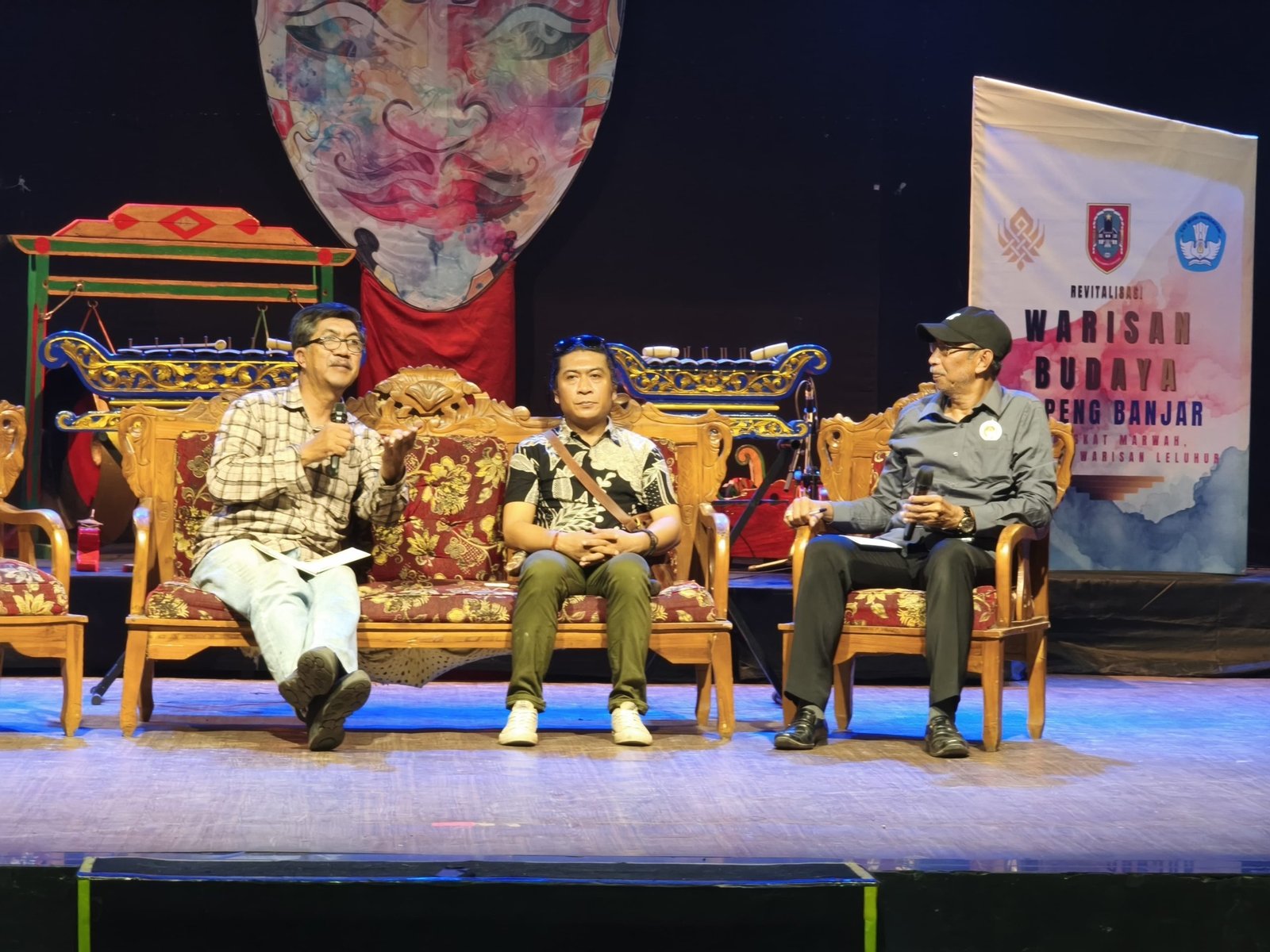 Akademisi dan Seniman Dorong Pelestarian Topeng Banjar Lewat Karya dan Riset