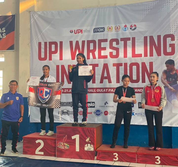 Atlet Gulat SPOBDA Kalsel Sabet Tiga Emas dan Dua Perunggu di UPI Wrestling Invitation 2026