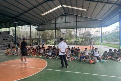 Bang Dhin Turun ke Lapangan, Suntik Semangat Atlet Basket Muda Tanah Bumbu Kejar Mimpi Besar