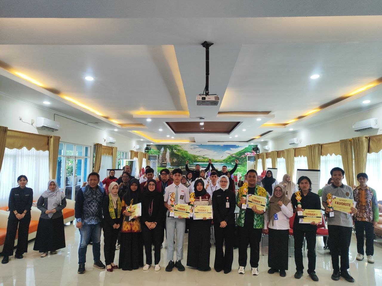 Pemprov Kalsel Dorong Solusi Berbasis Bukti Tangani Isu NEET Lewat Dialog Kebijakan “Kada Singgawian”
