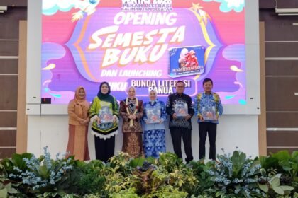 Buku “Bunda Literasi Banua” Resmi Diluncurkan, Jadi Panduan Praktis Cerdaskan Masyarakat