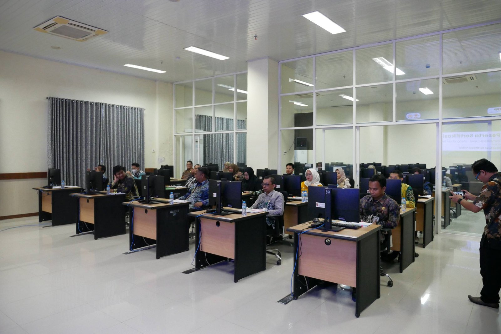 BPSDMD Kalsel Tingkatkan Kompetensi ASN Melalui Sertifikasi Level-1 Pengadaan Barang dan Jasa