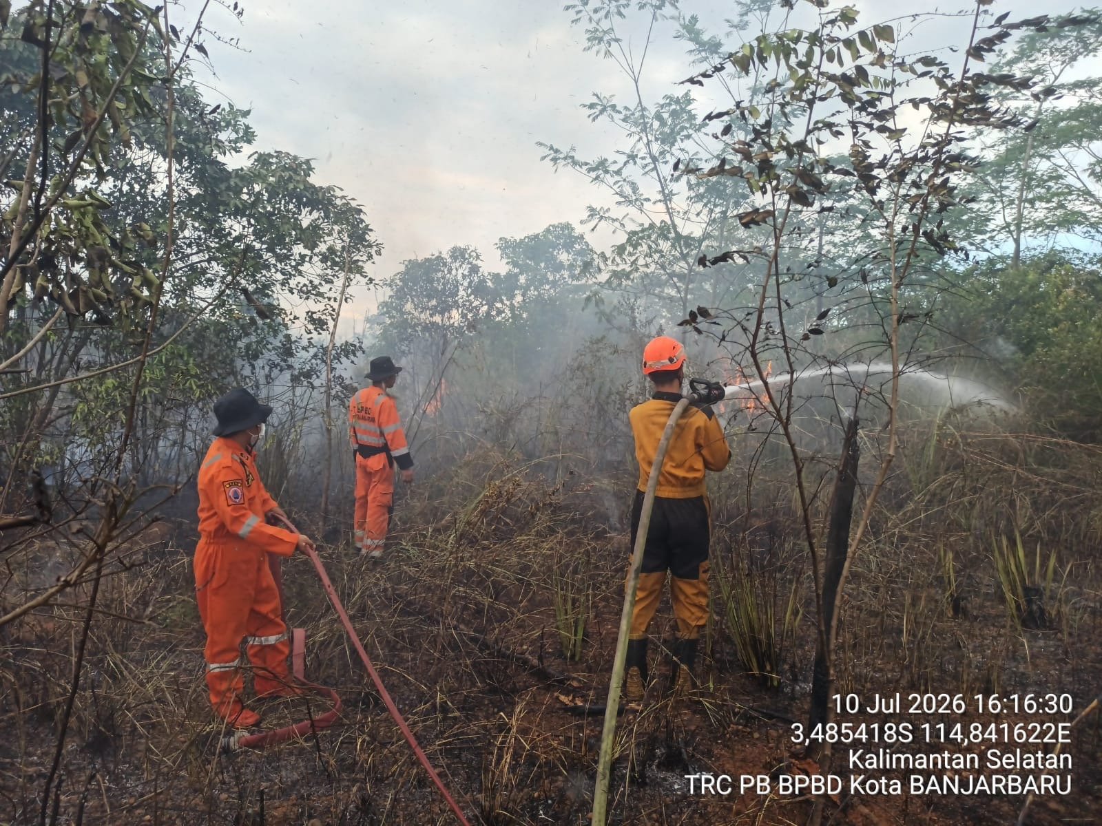 TRC BPBD Kalsel Tangani Tiga Titik Karhutla di Banjarbaru, Seluruh Api Berhasil Dikendalikan