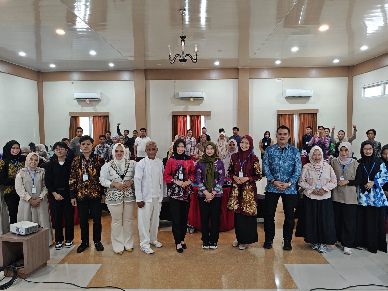 Wirausaha Muda Tapin, HSS dan HST Ikuti Pelatihan Digital Marketing dari Dispora Kalsel