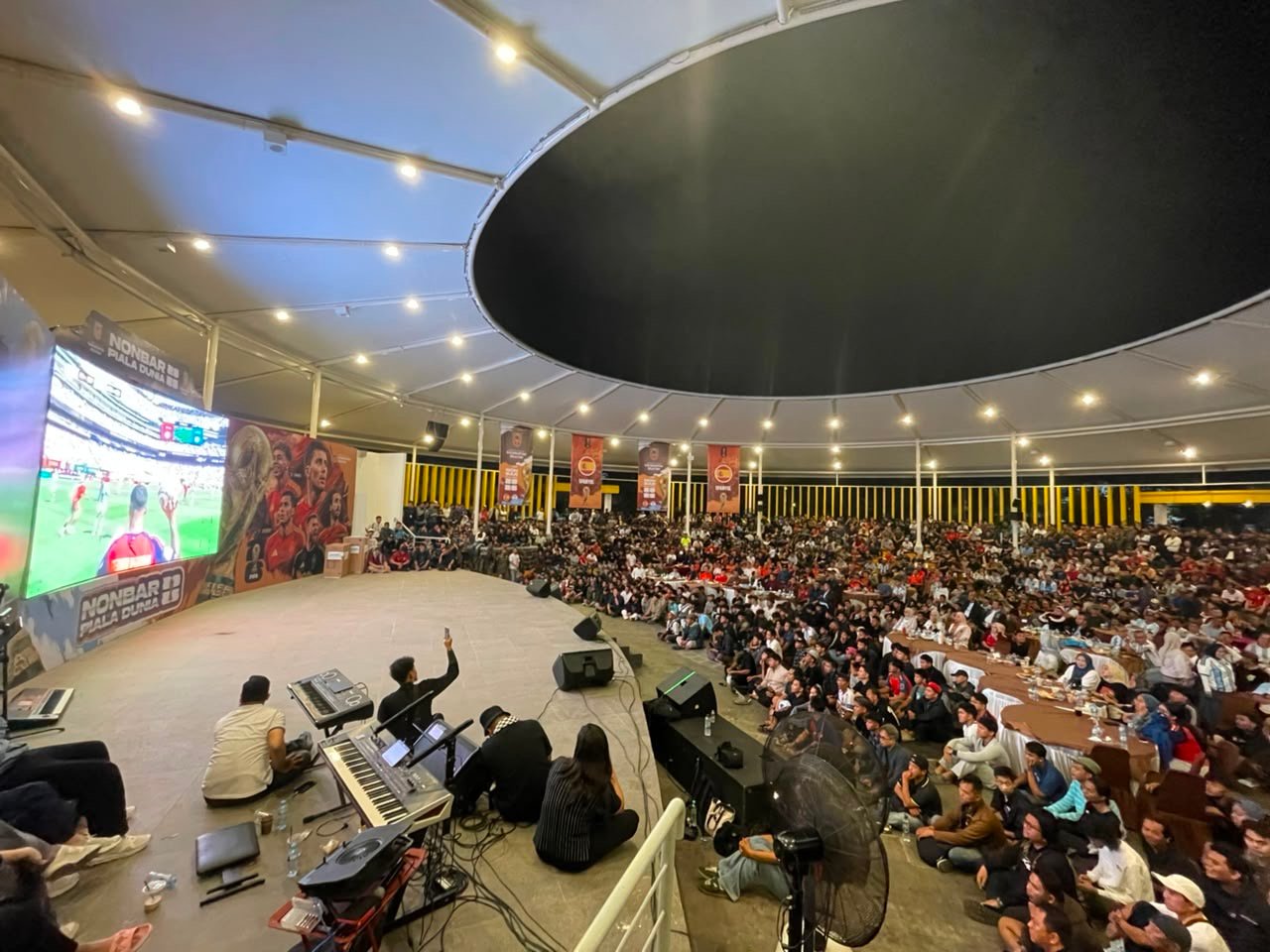 Gubernur Kalsel Nobar Bersama Ribuan Warga, Tugu Nol Kilometer Jadi Pusat Euforia Final Piala Dunia 2026