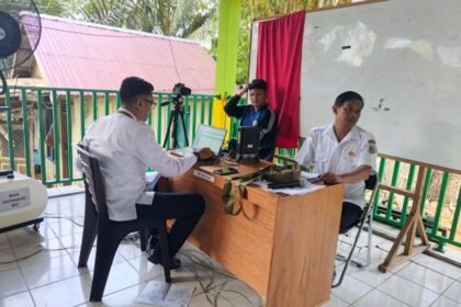 Dukcapil Goes to School, Disdukcapil Kalsel Jemput Bola Pelayanan Adminduk di MAN Kotabaru