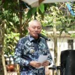 Gubernur H. Muhidin Minta Program Tukar Sampah dengan Sembako Berjalan Berkelanjutan