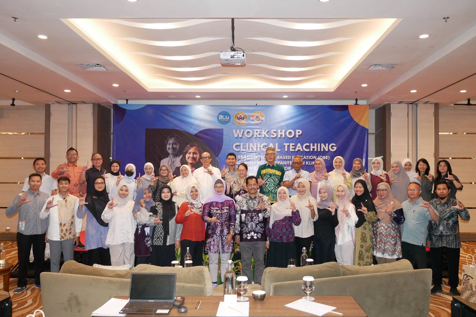FKG ULM Selaraskan Persepsi Instruktur Klinik melalui Workshop Clinical Teaching Berbasis OBE
