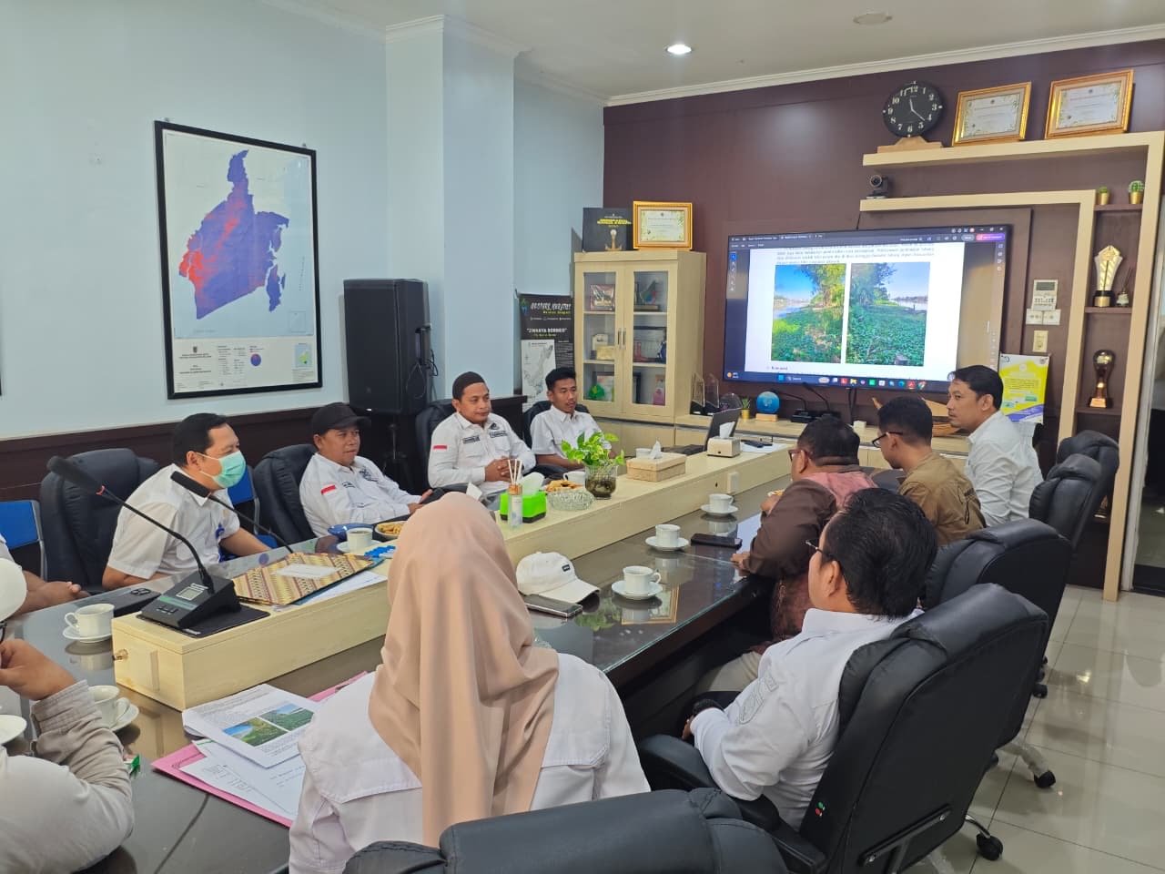 DLH Kalsel dan Banua Pers Community Gelar Green Action 2026, Tanam 600 Pohon di Kabupaten Banjar