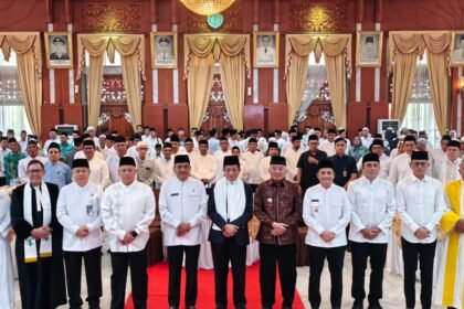 Kunjungi Kalsel, Menag Nasaruddin Umar Ajak Masyarakat Jaga Persatuan dan Alam