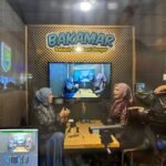 Dekatkan Perencanaan Pembangunan dengan Masyarakat, Bappeda Kalsel Hadirkan Podcast Berkamar dan Bappedaa Trans di Kalsel Expo 2026