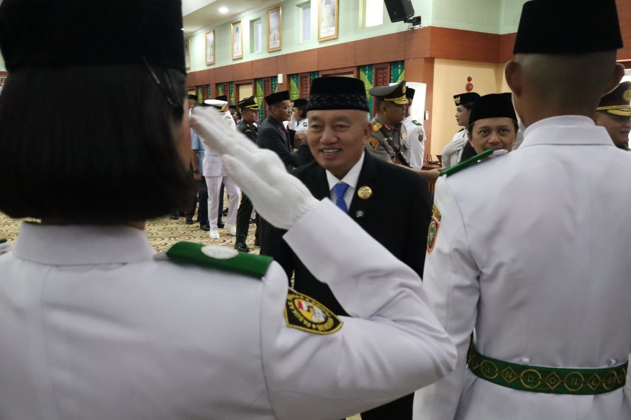 Paskibraka Kalsel Dikukuhkan, Gubernur Muhidin Dorong Generasi Muda Jadi Teladan dan Cinta Tanah Air